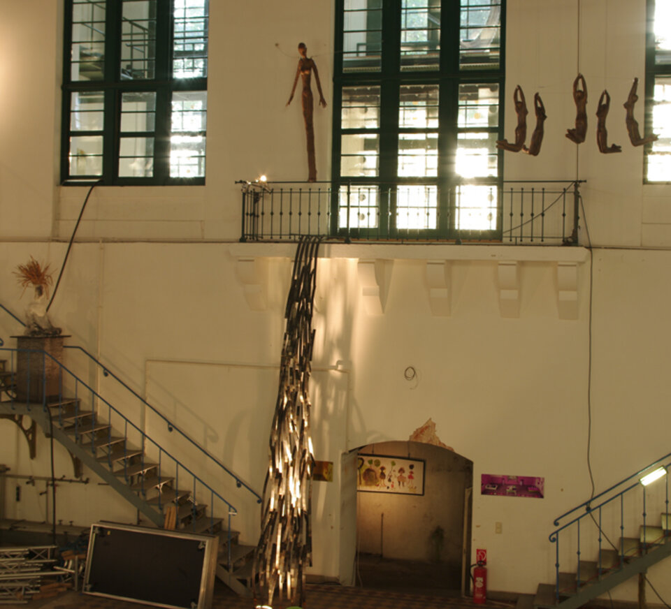 Anita Voigt - Gesamtansicht  Installation Der Sprung im alten Wasserwerk Saloppe Dresden