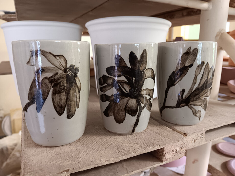 Anita Voigt: Becher Magnolia